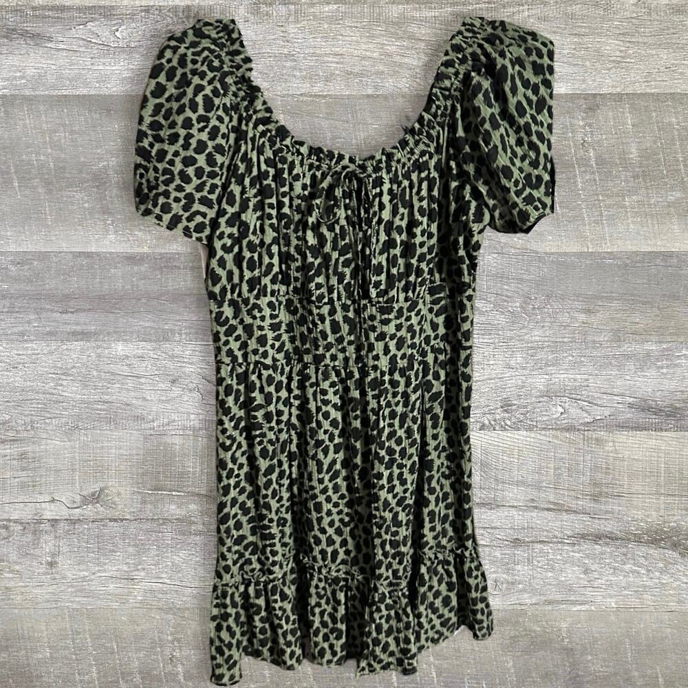 Francescas Mi Ami Green Leopard Print Flounce Mini Dress M Peasant Top Ruffle